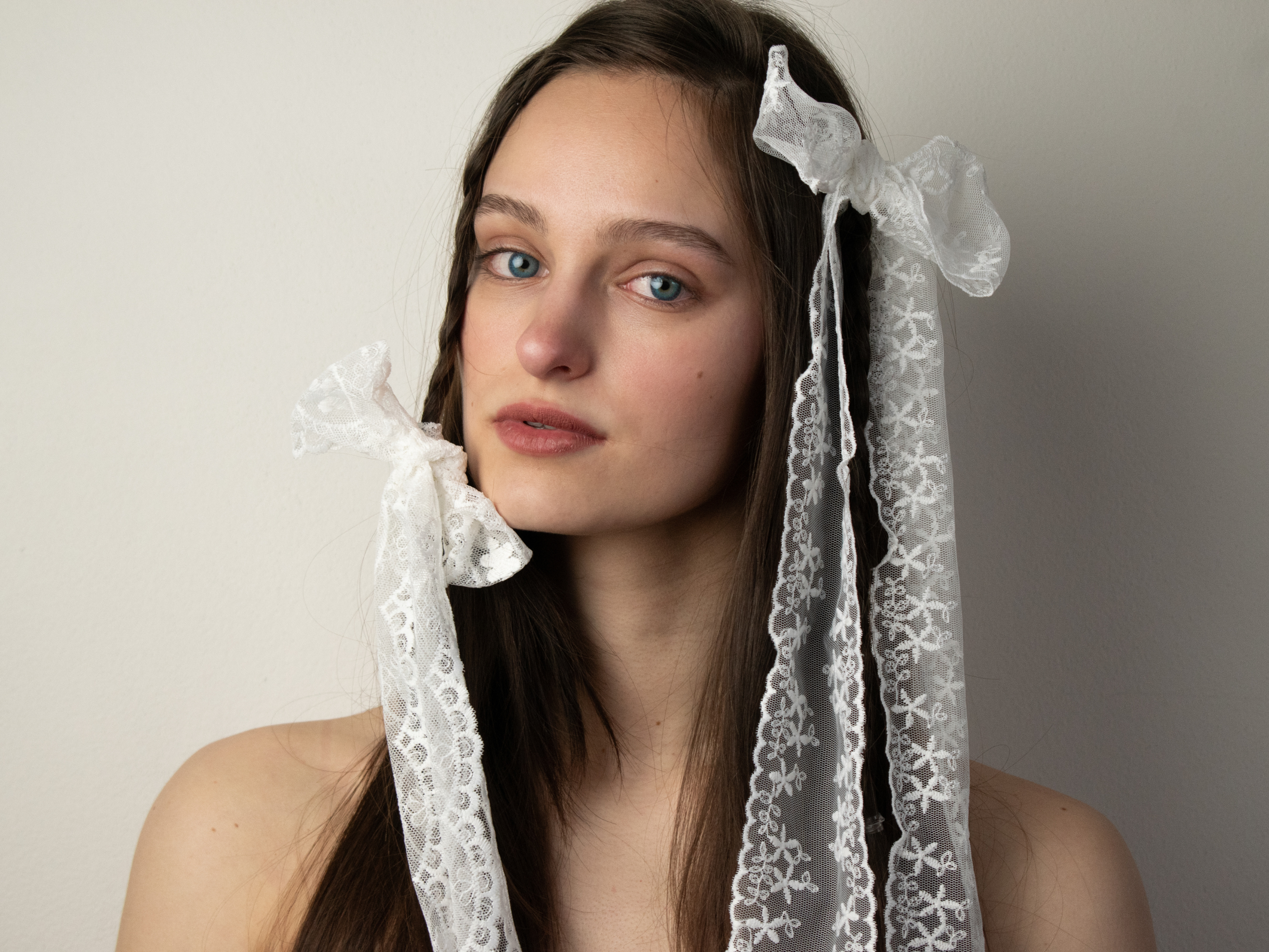 adela-reguliova_ar 6.png